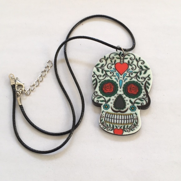 Skull necklace - Picture 2 of 4